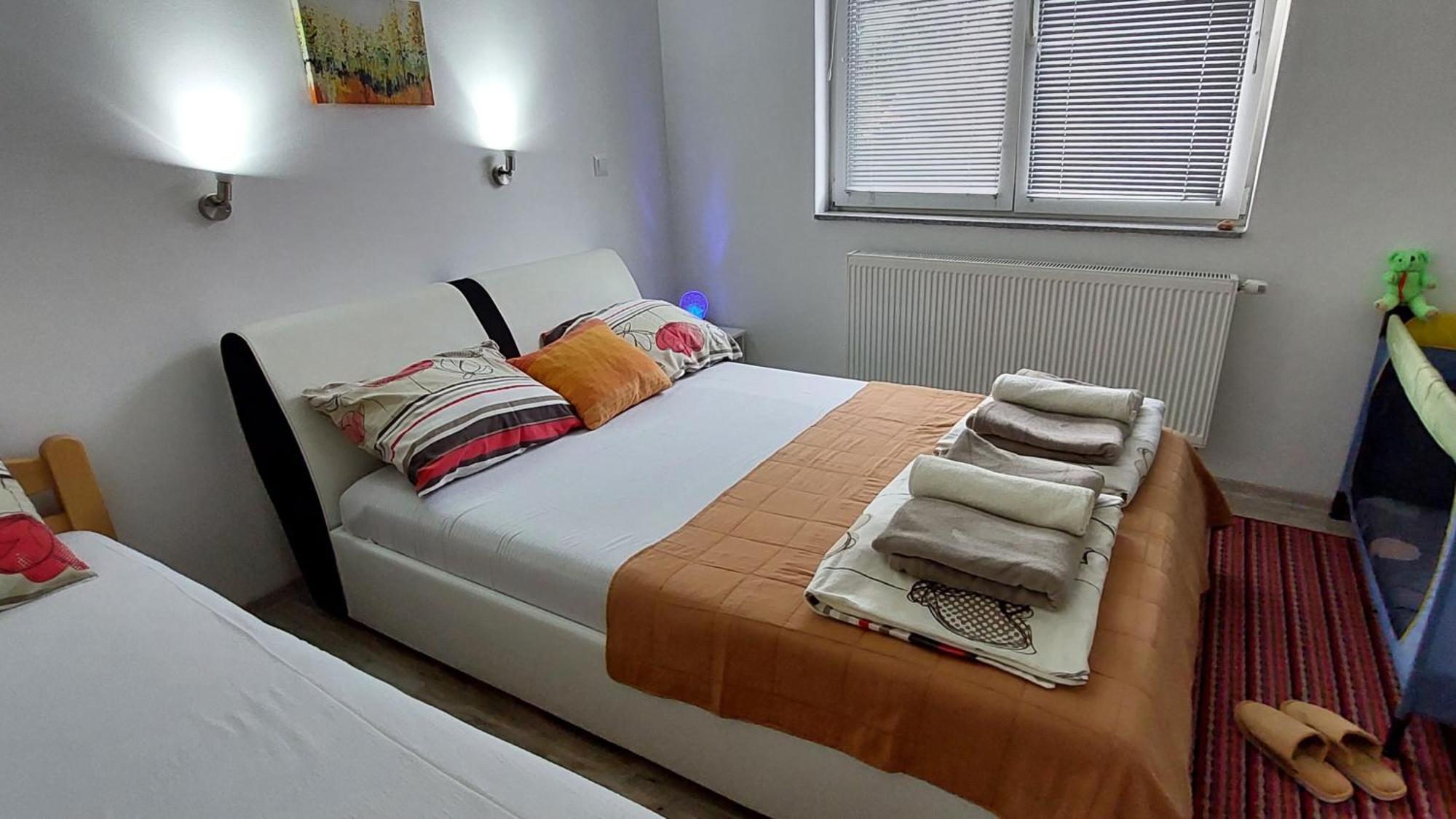 Apartments Window Bihac Ngoại thất bức ảnh